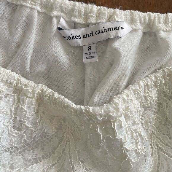 cupcakes & cashmere Cream/White Off-the-Shoulder Lace Top - Picture 10 of 16